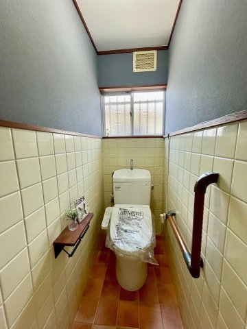 トイレ　トイレはウォシュレット付きを新設！