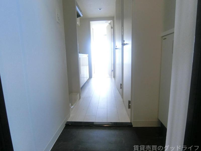 SOLCRESTTAPP伏見の玄関写真