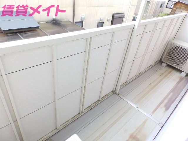 バルコニー　別部屋参考写真です。