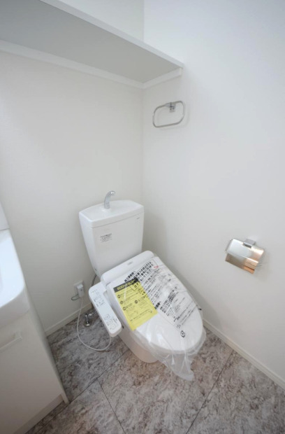 京成金町線 柴又駅 徒歩5分 3階建 築5年のトイレ写真