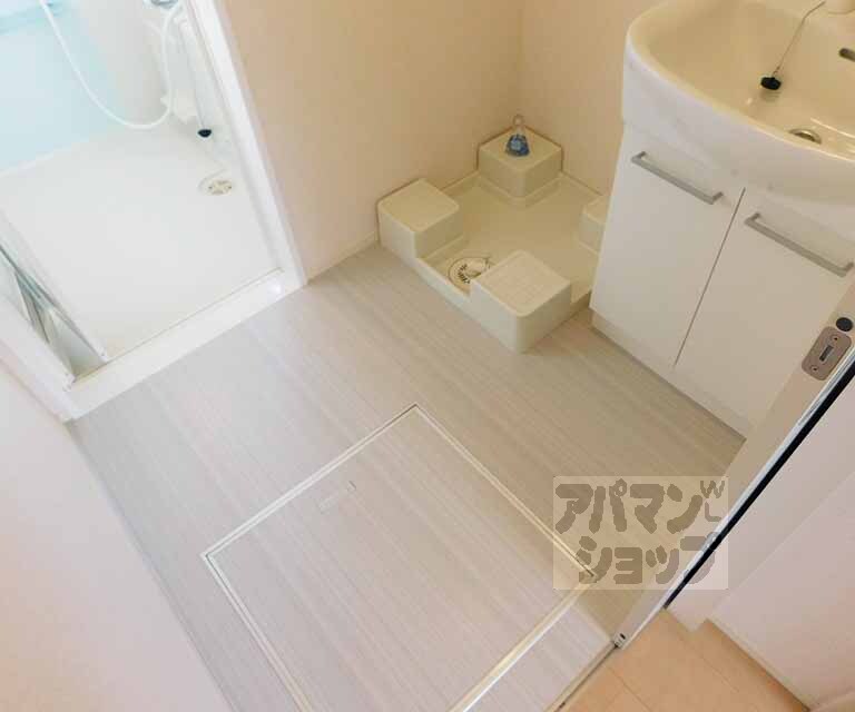 洗面設備　広めに設計しています