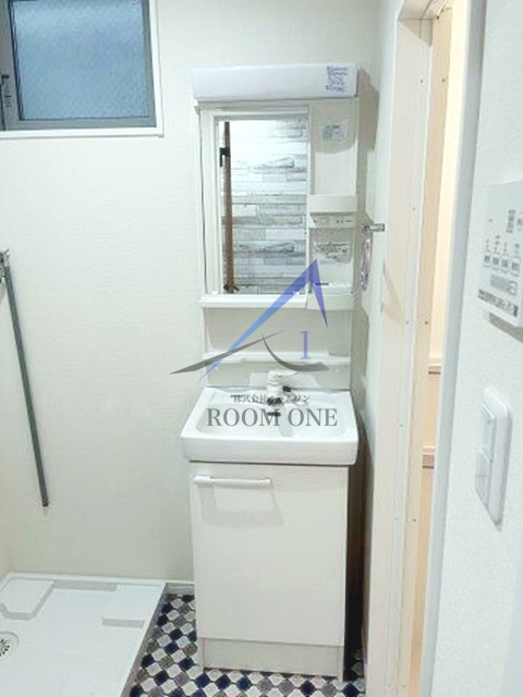 洗面設備　洗面台です。