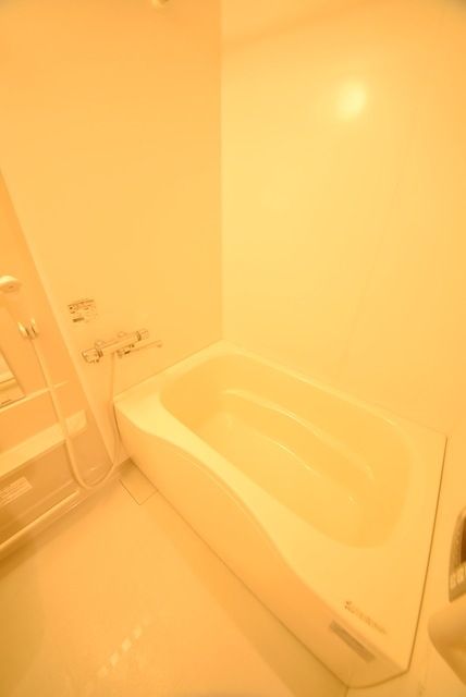バス・シャワールーム　★人気のバストイレ別のお部屋です★