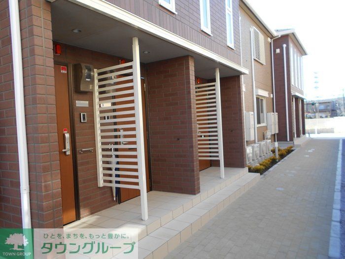 エントランス　★お問い合わせはタウンハウジングまで★