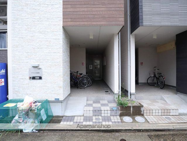 地下鉄鶴舞線 鶴舞駅 徒歩7分 2階建 築11年の外観写真