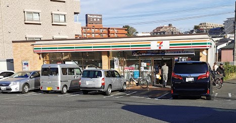 コンビニ　セブンイレブン 横浜本村南店（コンビニ）まで1009m