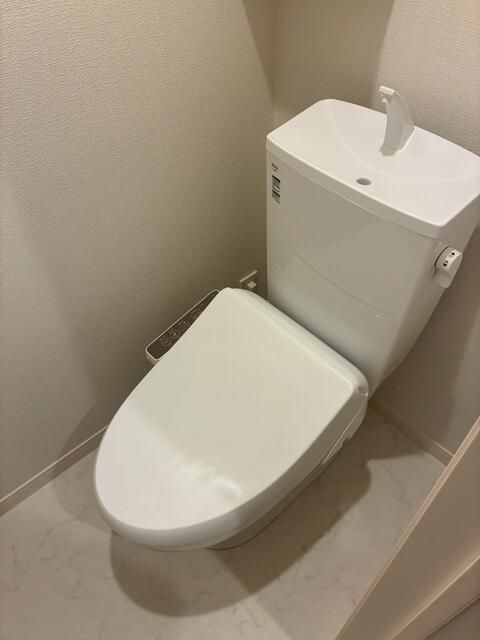 トイレ　落ち着いたトイレです