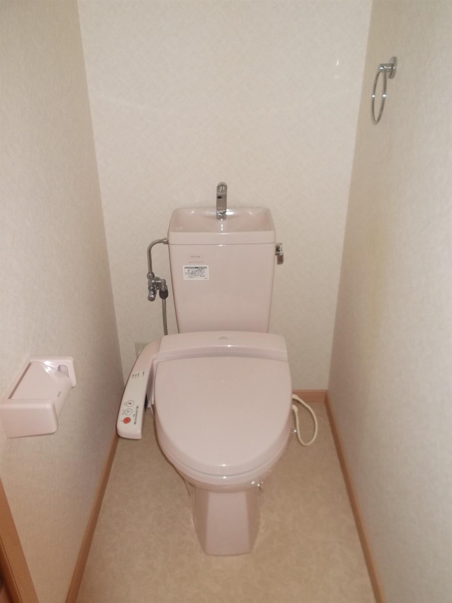 バルコニー　トイレ