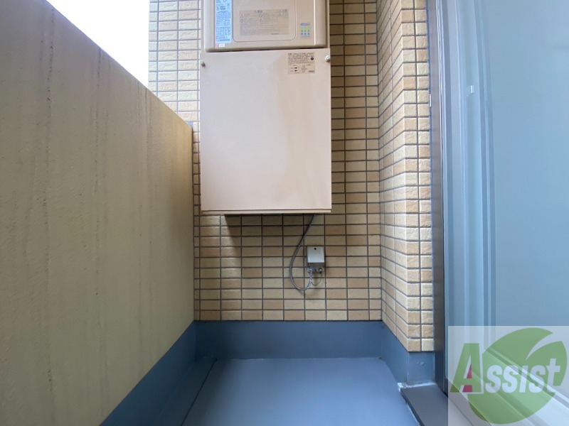 バルコニー　バルコニーです。洗濯物を干したり一息ついたりできますね！