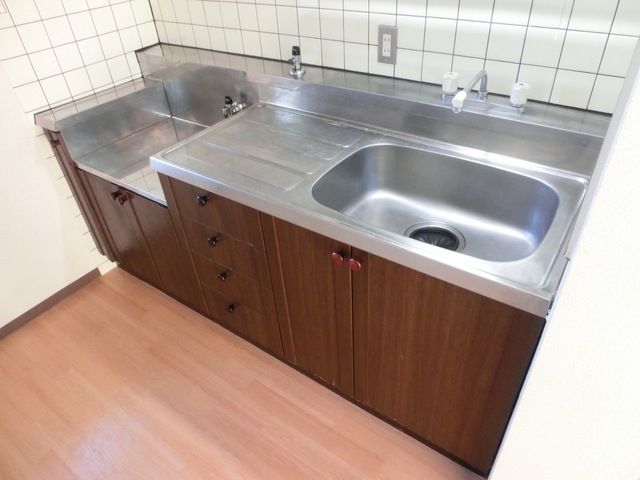 キッチン　ガスキッチン２口設置可能