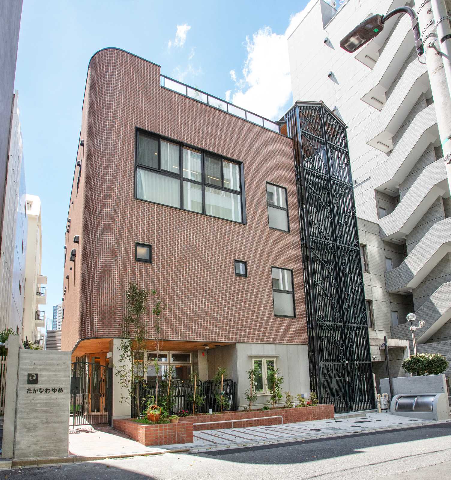 幼稚園・保育園　高輪夢保育園（幼稚園・保育園）まで203m