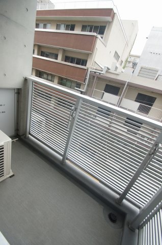 バルコニー　「バルコニー」