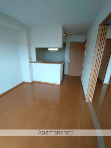 チェリーブロッサムIの居間写真
