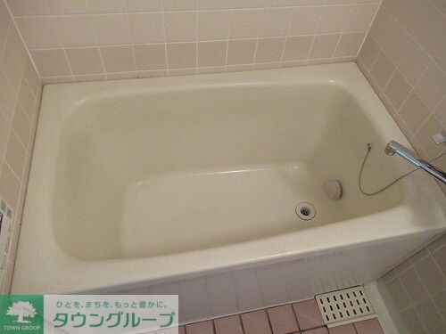 バス・シャワールーム　浴室　前回募集時／２０１９年１０月の写真