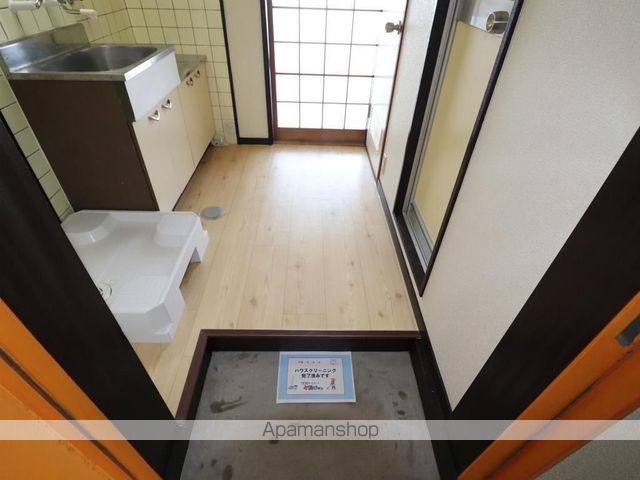 シャルルコーポ紫原の玄関写真