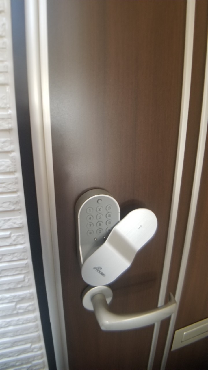 玄関　（同仕様画像）