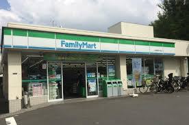コンビニ　ファミリーマート 羽田六丁目店（コンビニ）まで797m