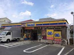 コンビニ　ミニストップ 練馬上石神井3丁目店（コンビニ）まで496m