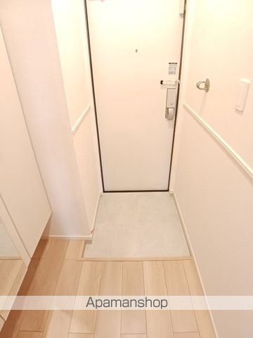 阪急京都線 摂津市駅 徒歩9分 3階建 築1年の玄関写真