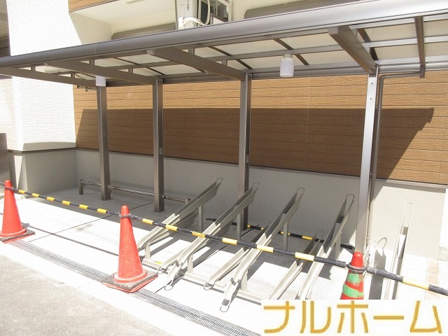 地下鉄谷町線 平野駅 徒歩6分 3階建 築5年の外観写真