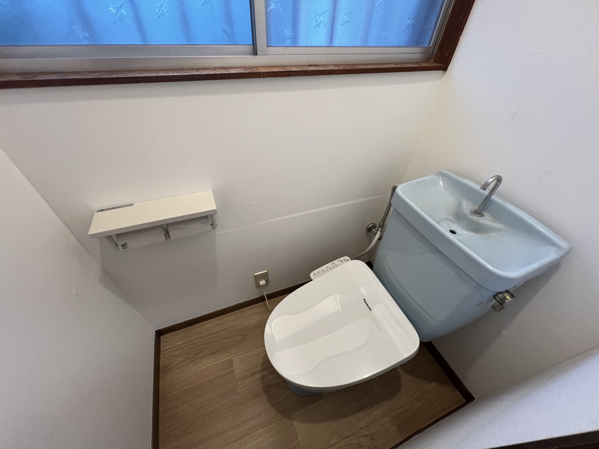 -三丁目不動産- 寄居町赤浜貸家Yのトイレ写真