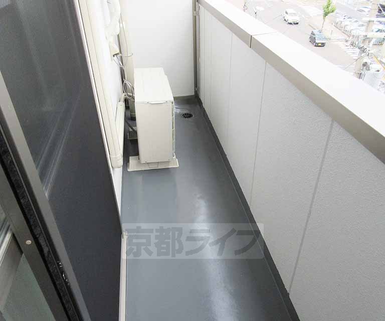 バルコニー　広めのバルコニーです