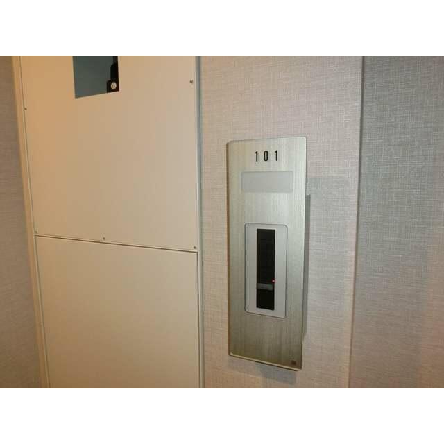 玄関　※同仕様写真含む