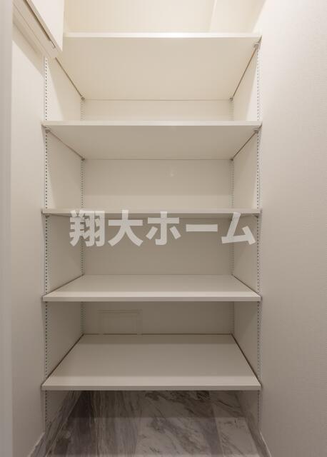 エストゥルース両国IIの玄関写真