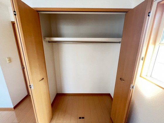 収納　※別部屋の写真です