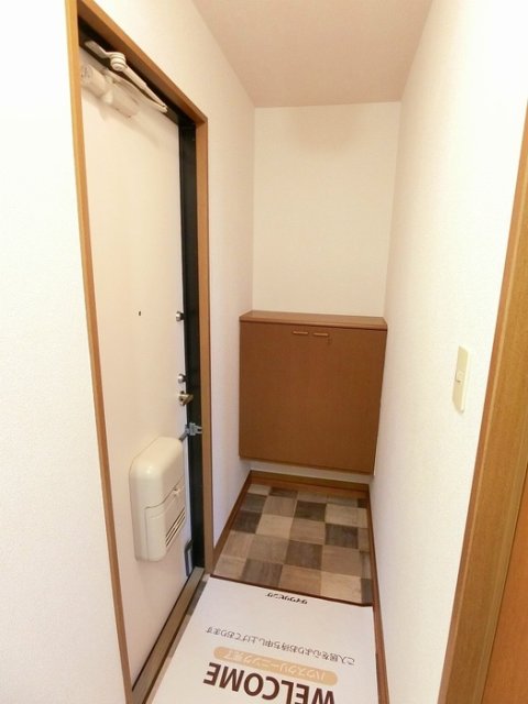 グランドール東野 I棟の玄関写真