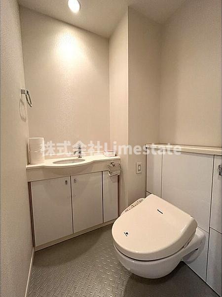 トイレ　別部屋参考写真