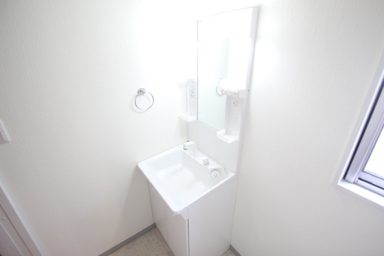 洗面設備　※別部屋の写真です