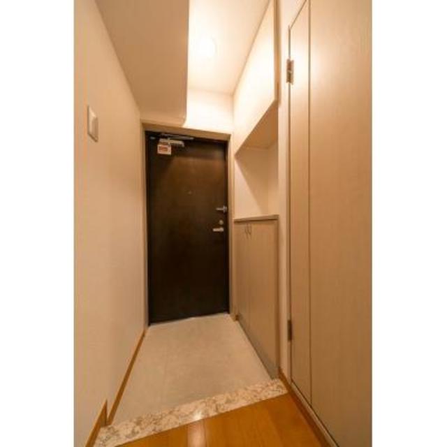 玄関　※写真は同タイプ住戸です。