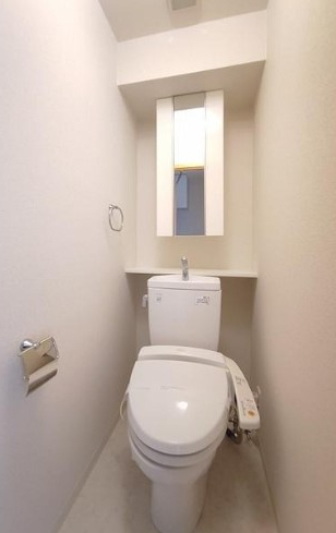 ＪＲ横浜線 町田駅 徒歩4分 13階建 築21年のトイレ写真