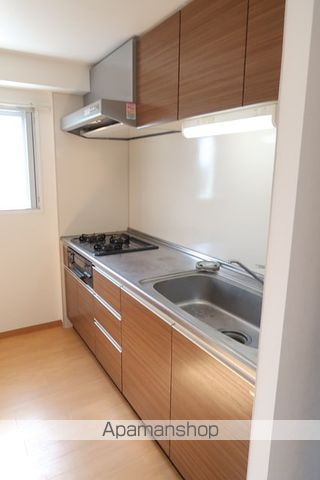 地下鉄東山線 上社駅 徒歩8分 14階建 築11年のキッチン写真