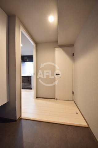 玄関　M:COURT新町（エムコート新町）　玄関スペース