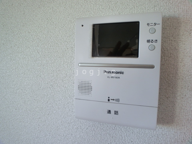 セキュリティ　モニター付きインターホンで来客確認も安心です！