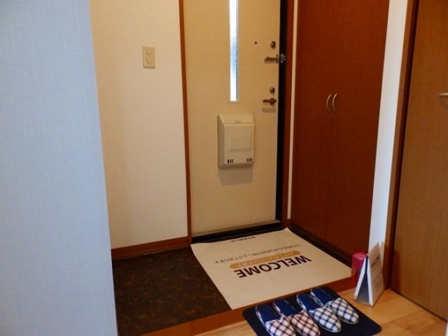 エーデルハイム C棟の玄関写真