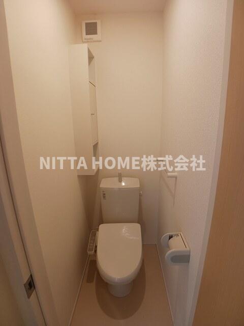 トイレ　清潔感のあるウォシュレット付きトイレです★