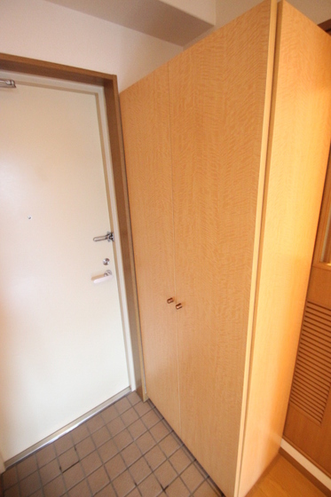 玄関　※別部屋の写真です