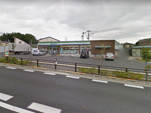 コンビニ　ファミリーマート東久留米中央町店（コンビニ）まで146m