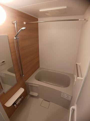 バス・シャワールーム　きれいなお風呂です
