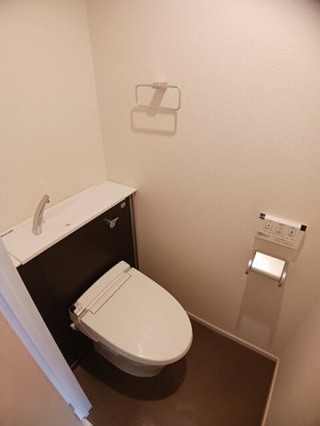 トイレ　シンプルで使いやすいトイレです