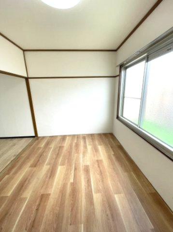 居室・リビング　(参考)同マンション同間取り他部屋の写真