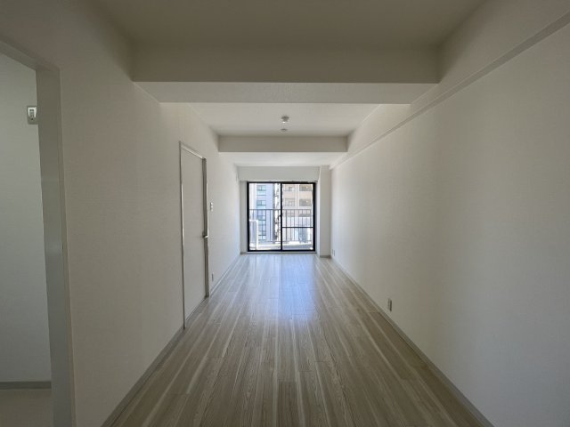 その他部屋・スペース　この写真は同マンションの他のお部屋のものです