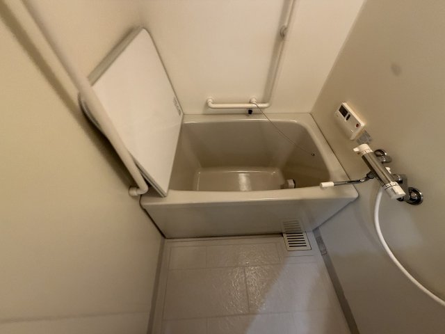 バス・シャワールーム　日々の暮らしに欠かせないお風呂です