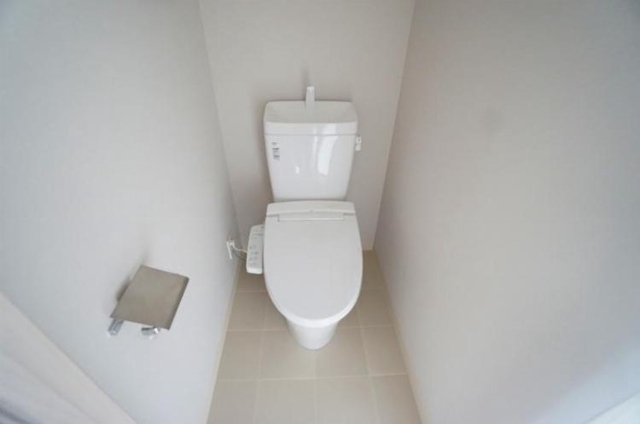 東武亀戸線 曳舟駅 徒歩6分 5階建 築3年のトイレ写真