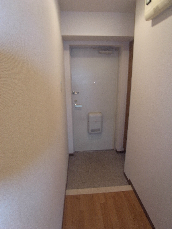 ビラージュ壱番館の玄関写真