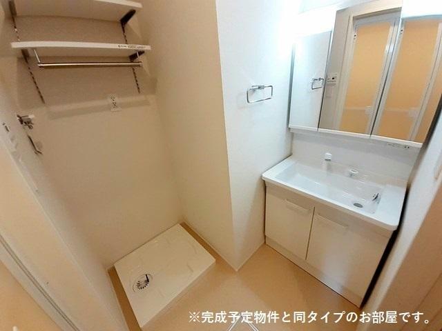 洗面設備　同一タイプ