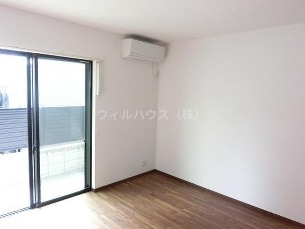 その他部屋・スペース　明るい洋室！